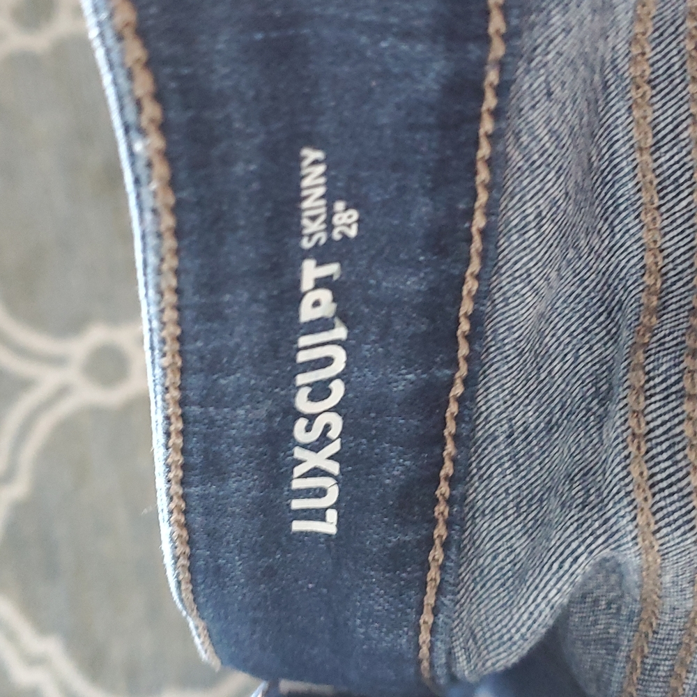 Jeans - Picture 5 of 5